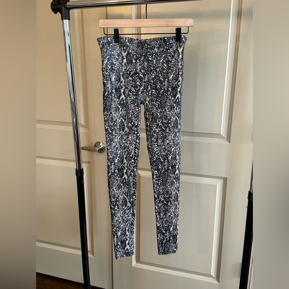 Spanx Snake Skin Look Leggings